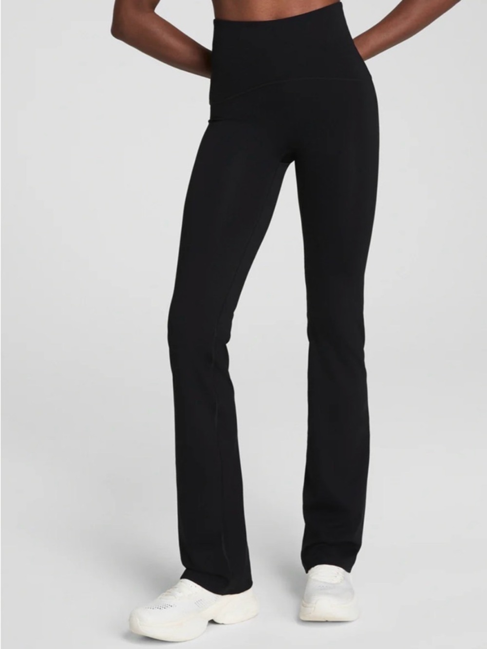 Spanx Booty Boost Active Flare Pants Black XS 26” inseam